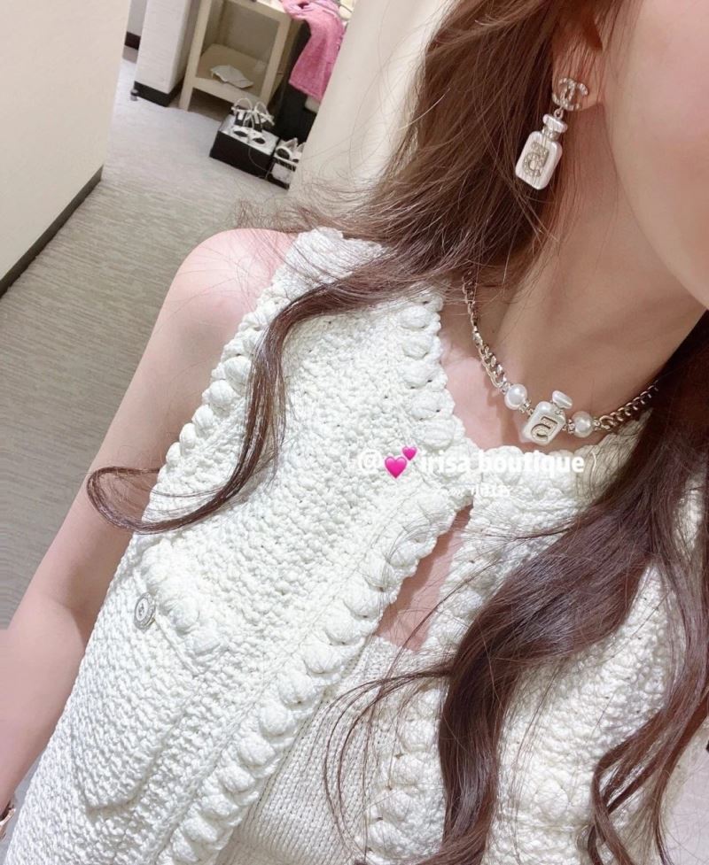 Ch**el earrings